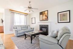 Building Photo - 7061 Skippingstone Way