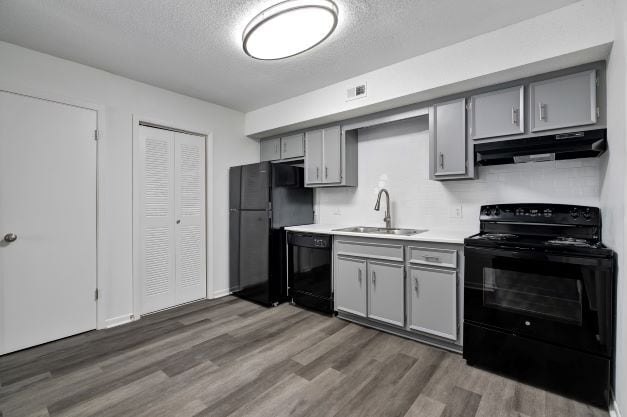 Building Photo - Magnolia Row