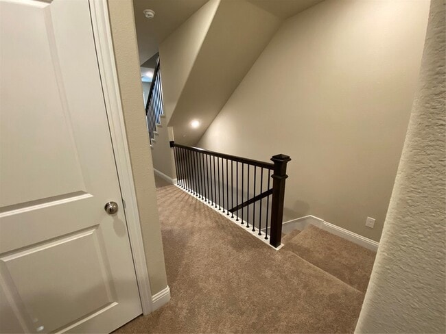 Building Photo - 4236 Kearsage Dr