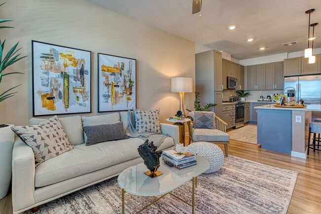 Building Photo - Lucent Scottsdale