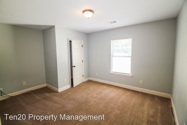 Building Photo - 4 br, 2 bath House - 913 Greenburt Rd