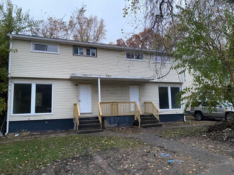 3518 E 9th Ave, Gary, IN 46403 Townhome Rentals in Gary IN