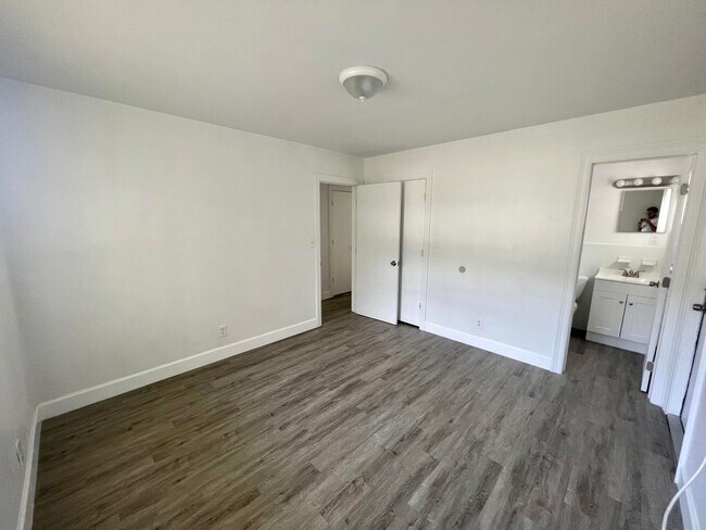 Foto del edificio - 710 Bayberry Dr