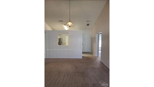 Building Photo - 120 Mirabelle Cir