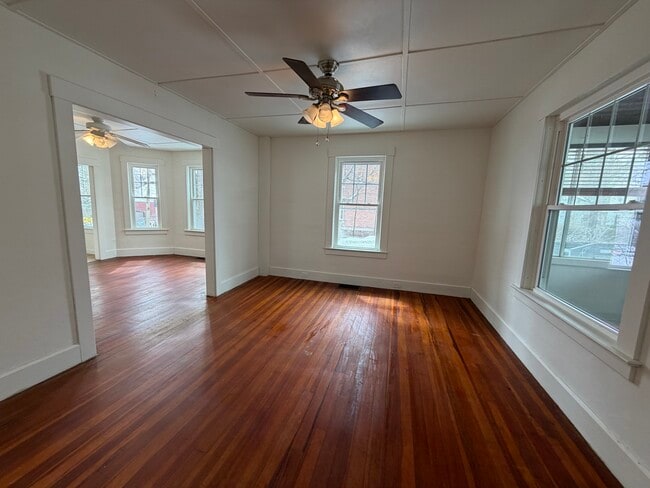 Foto del edificio - 78-80 Central Street LLC