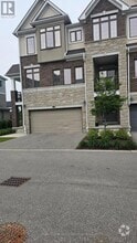 Building Photo - 48 Bank Swallow Cres