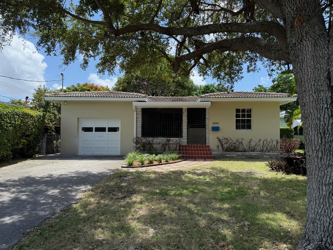 Photo - 2841 SW 33rd Ave (Miami, FL)
