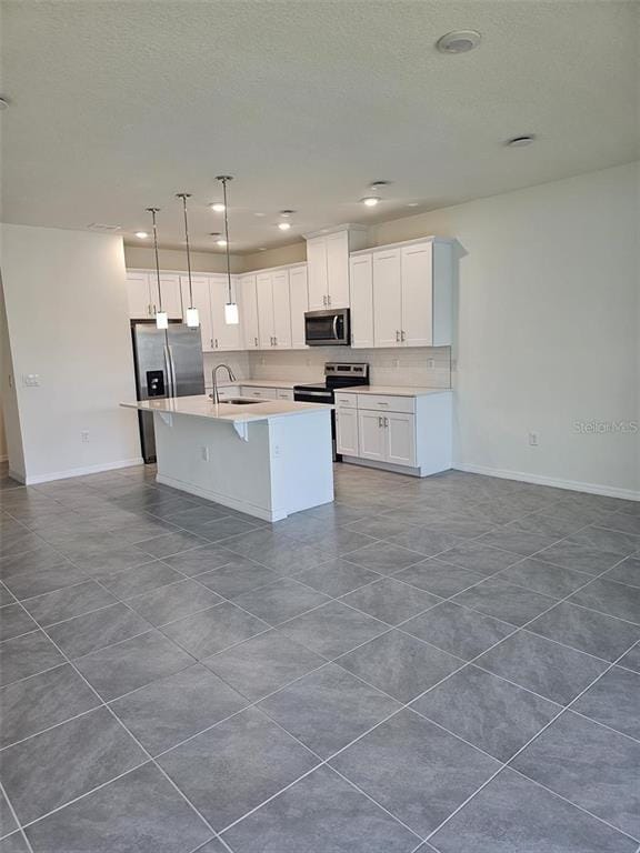 Foto del edificio - 4389 Small Creek Rd