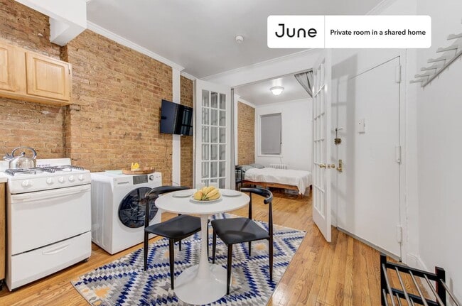 Foto del edificio - Enchanting ROOM at The Lexington House