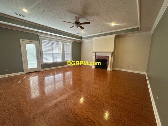 Foto del edificio - 3 Bed 2 Bath