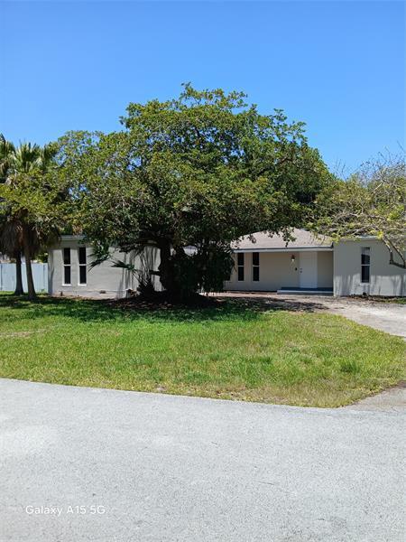 Primary Photo - 17131 SW 85th Ave