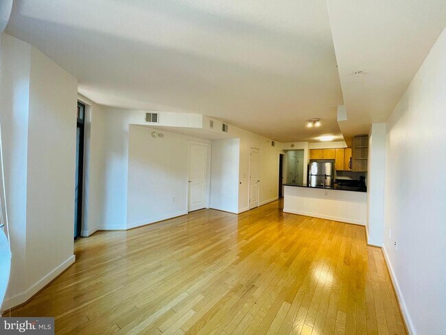 Foto del edificio - 1117 10th St NW