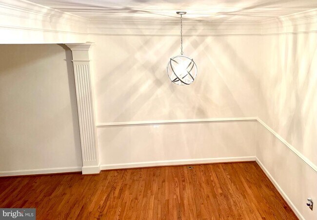 Building Photo - 9135 Silvershadow Ct