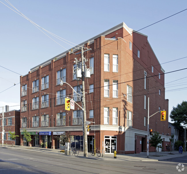 Primary Photo - 766 King St W