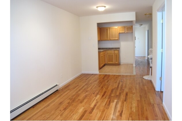  - 109 Weirfield St