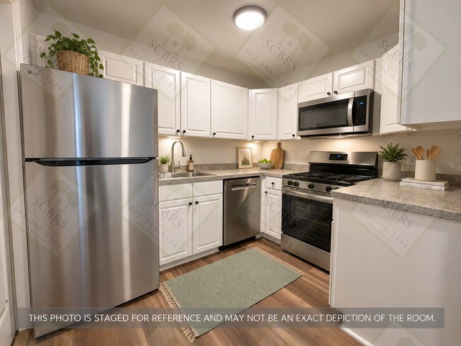 Foto del edificio - Beautifully Updated 3 Bedroom, 2 Bath Home – Move-In Ready!