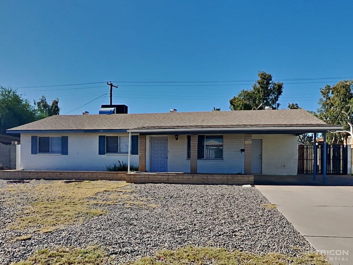 Primary Photo - 1649 W Pueblo Ave