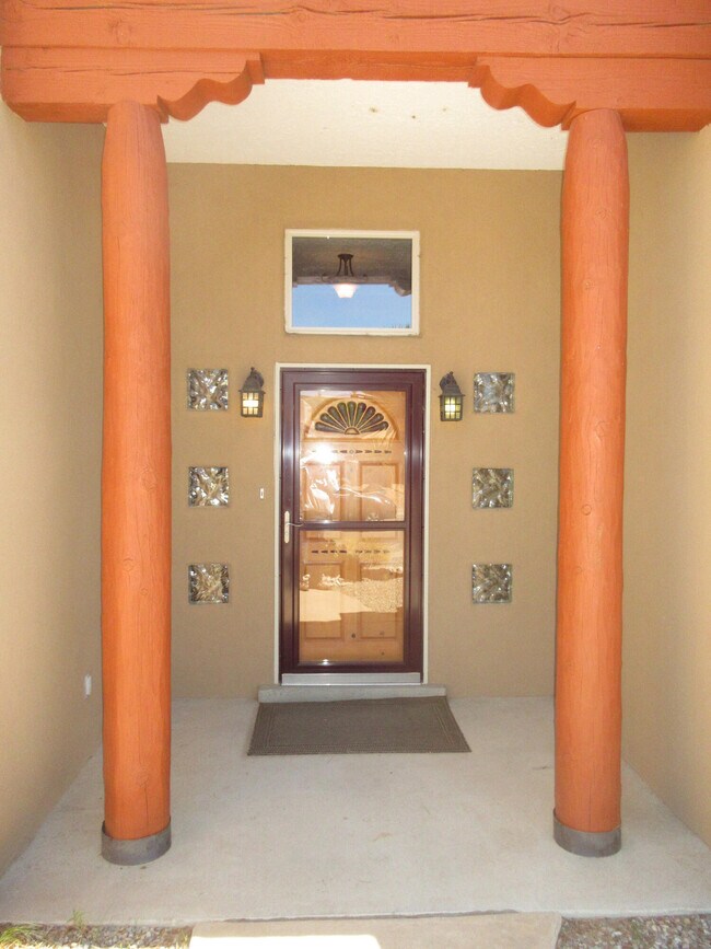 Foto del edificio - 1312 Tiffany Ln SE