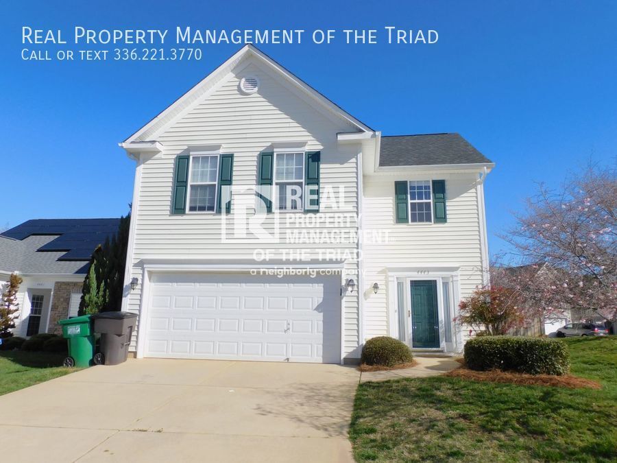 Foto principal - Beautiful 3 Bed/2.5 Bath Home near the Pal...