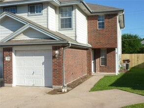 Building Photo - 2867 Southampton Way