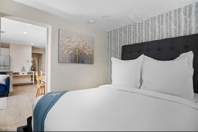 Foto del edificio - 2 br, 1 bath House - 1213 NE 13th Ave