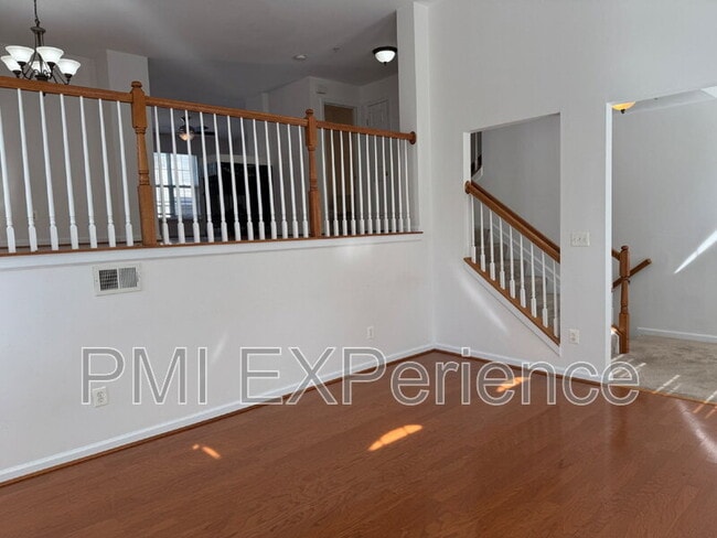 Building Photo - 12302 Open View Ln