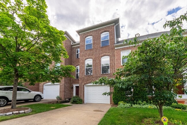 Photo - This move-in ready, professionally cleaned 3-bedroom, 3.5-bathroom townhouse in Reston Town Cente...