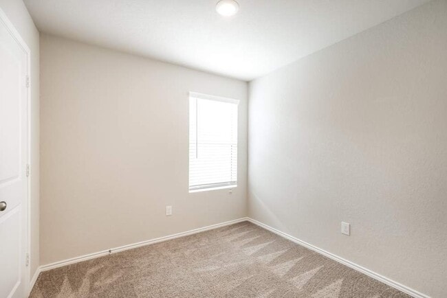 Foto del edificio - 11122 Kirwin Ln