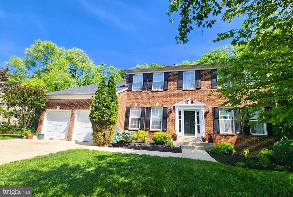 Foto principal - 8008 Race Horse Ln
