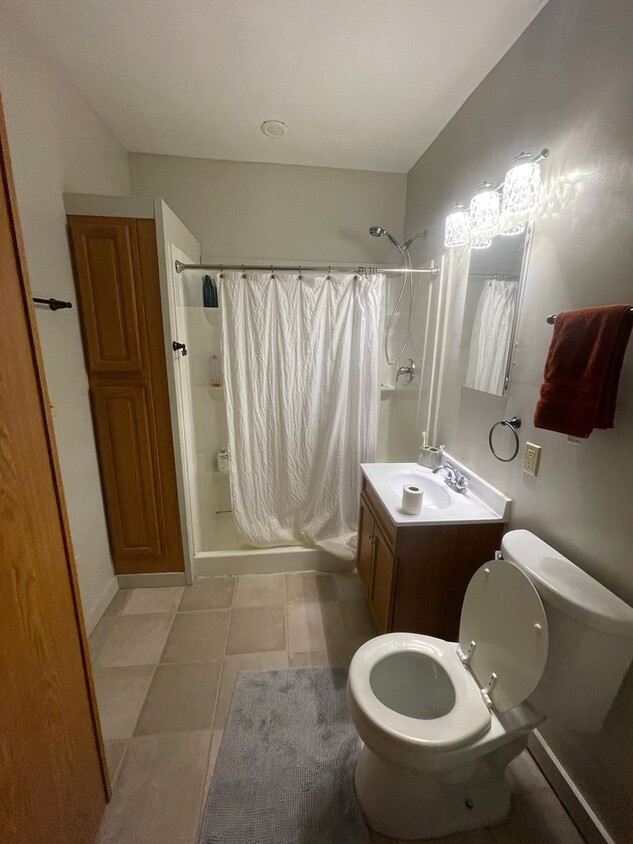 Foto principal - 1675 N Marshall St