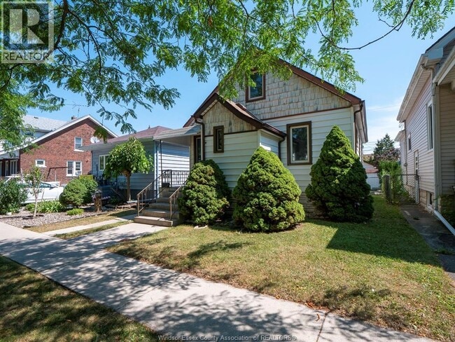 Building Photo - 1722 Albert Rd