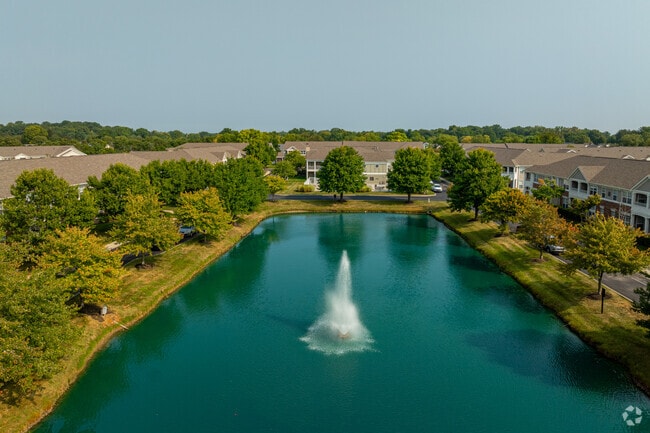 Foto del edificio - Pebble Brook Village