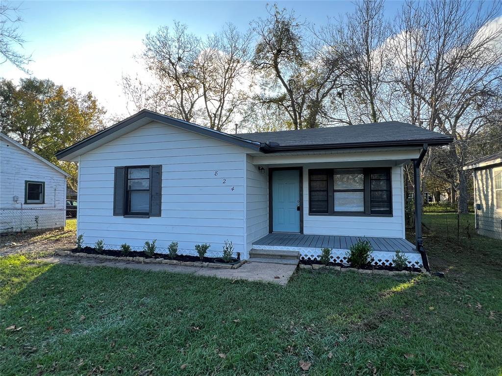 824 S Anderson St, Angleton, TX 77515 House Rental in Angleton, TX