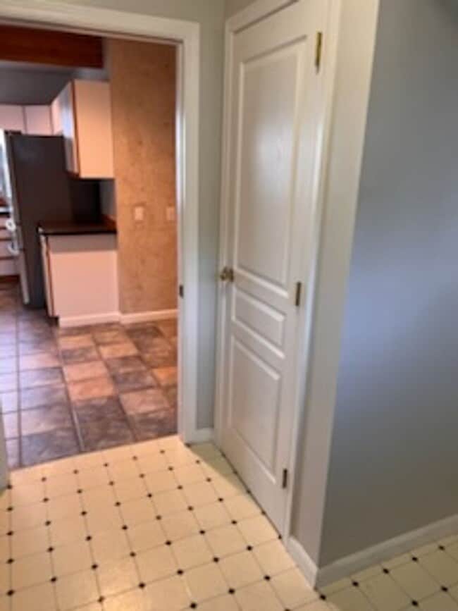 Building Photo - Lovely 2 bedroom home in Steilacoom