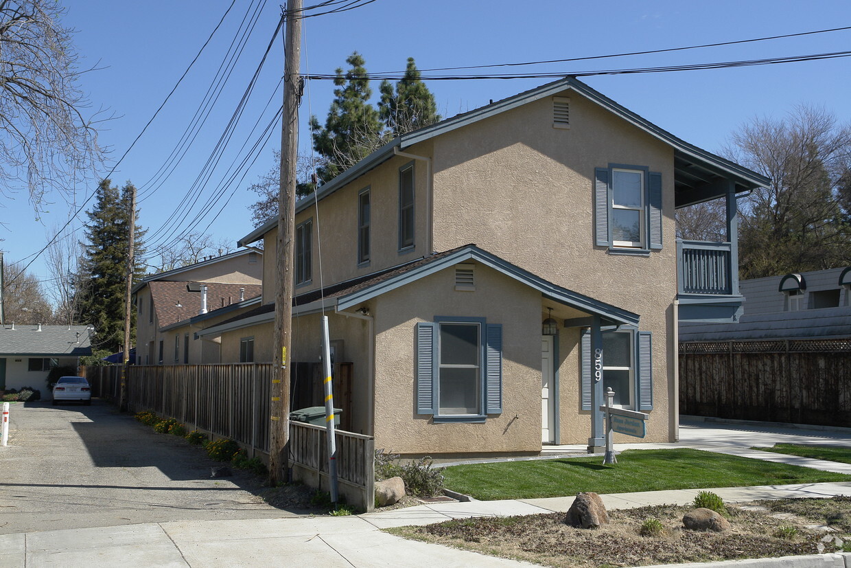 Building Photo - 859 Rose Ave