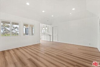 Building Photo - 8375 Zitola Terrace