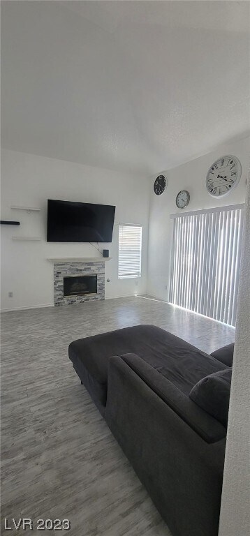 Foto del edificio - 5000 Red Rock St