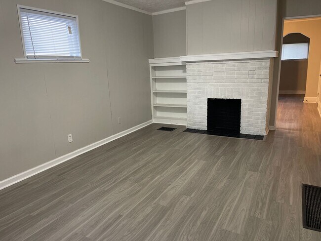 Foto del edificio - Three Bedroom Single Family Home Close to ...