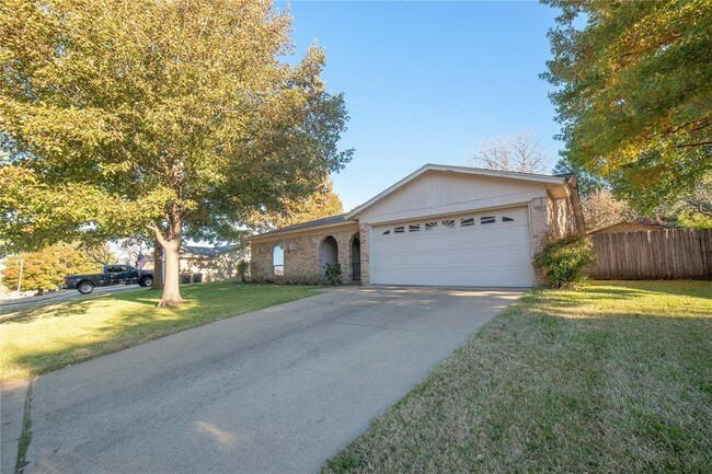 Building Photo - 6467 Westrock Dr
