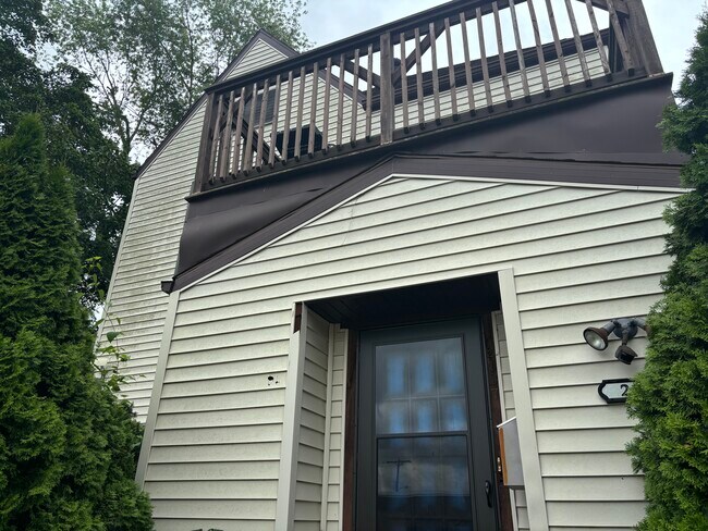 Foto del edificio - 2107 Edith St