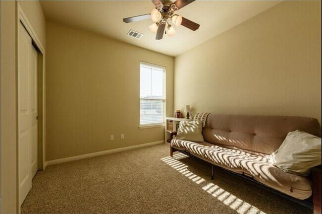 Foto del edificio - 14001 Avery Ranch Blvd