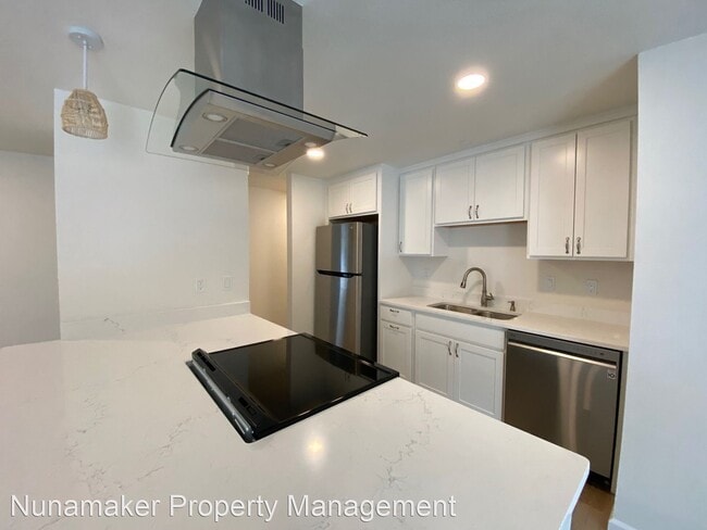 Building Photo - 3 br, 2 bath House - 822 Forest Ln