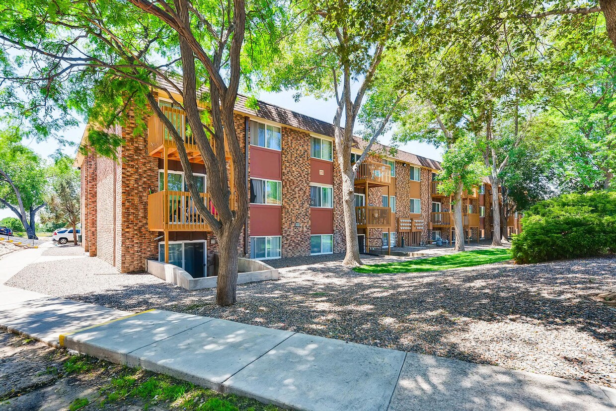 Pikes Place on San Miguel 3717 E San Miguel St Colorado Springs, CO