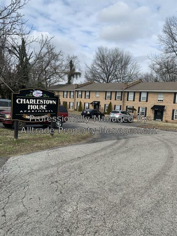 1316 Roosevelt Ave Unit 12, New Albany, IN 47150 Condo for Rent in