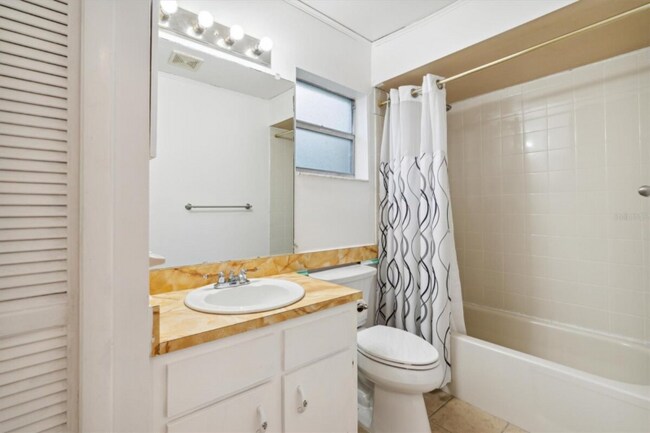 Foto del edificio - 8204 SW 13th Rd