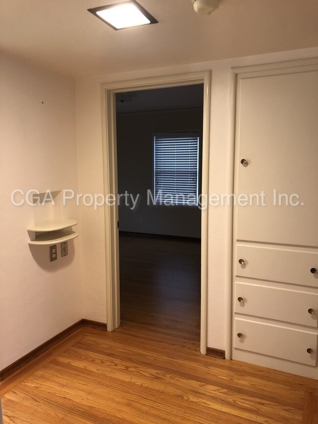 Foto del edificio - 2200 Stover Way