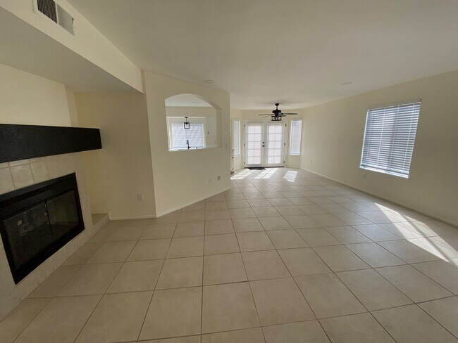Building Photo - 6209 Ambergrove St