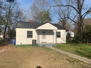 Building Photo - 2614 Dunn St
