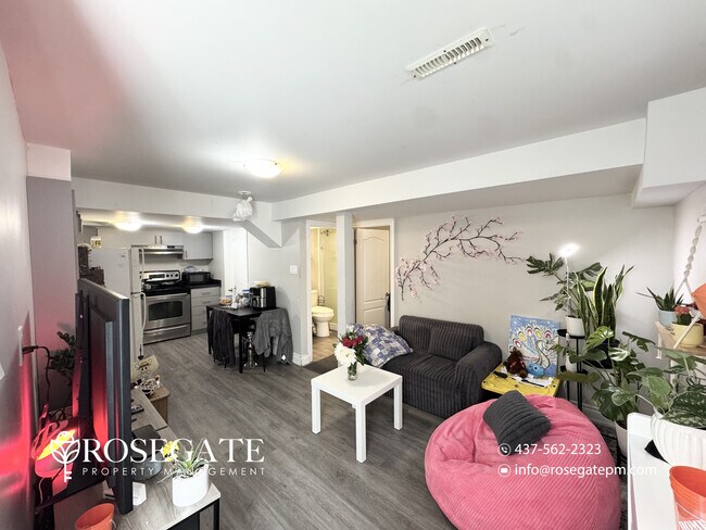 Photo du bâtiment - 1-Bedroom Basement Apartment in Mississauga | All Utilities Included
