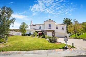 Building Photo - 15257 Saddleback Rd